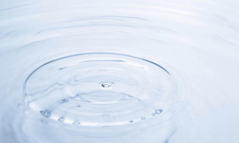 玻尿酸是什麼？吃的擦的哪個好？7種功效、副作用一次看